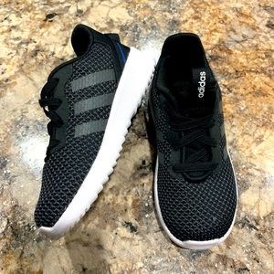 Adidas Toddler Black & Dark Gray Sneakers
